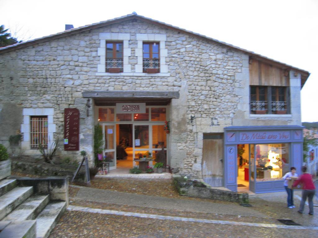 Faubourg St Jean Lägenhet Aubeterre-sur-Dronne Exteriör bild